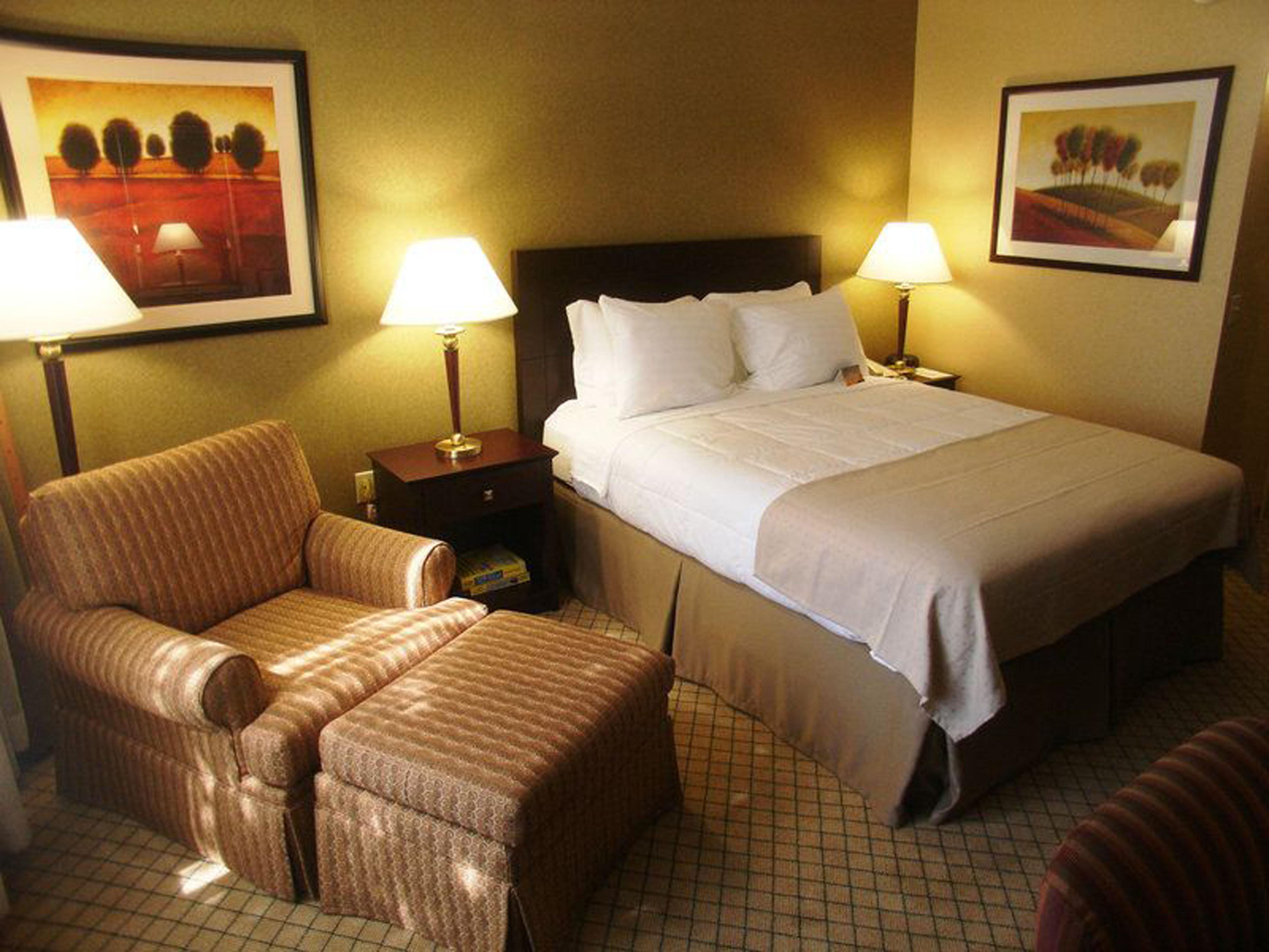 Armoni Inn & Suites Orangeburg Pokoj fotografie